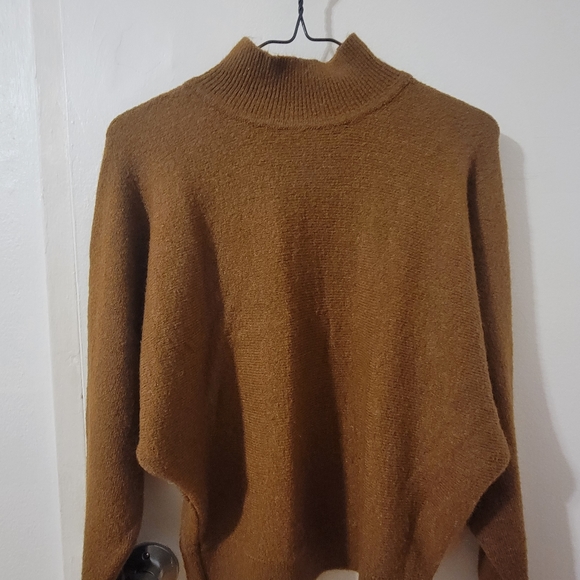 H&M High Neck Sweater fits s/m - Picture 2 of 3